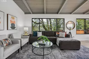 1733 SW Custer St, Portland, OR 97219 - Photo 15