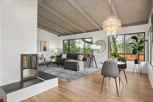 1733 SW Custer St, Portland, OR 97219 - Photo 9