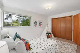 1733 SW Custer St, Portland, OR 97219 - Photo 21