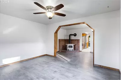 3004 Oak St, Longview, WA 98632 - Photo 5