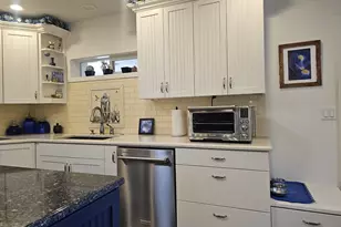 32697 S Meridian Rd, Woodburn, OR 97071 - Photo 13