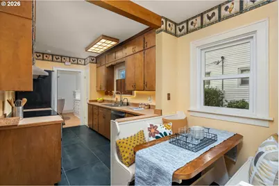 3748 NE 23rd Ave, Portland, OR 97212 - Photo 17
