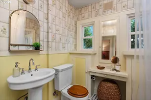 3748 NE 23rd Ave, Portland, OR 97212 - Photo 23