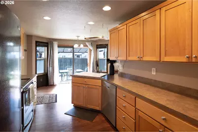 1937 Summerfield Ct, Albany, OR 97321 - Photo 7