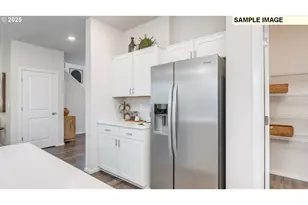 12215 NE 14th St, Vancouver, WA 98684 - Photo 9