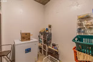 18175 NE Bald Peak Rd, Newberg, OR 97132 - Photo 27