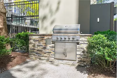 111 SW Harrison St #8F, Portland, OR 97201 - Photo 31