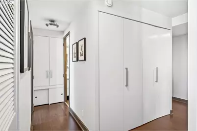 111 SW Harrison St #8F, Portland, OR 97201 - Photo 7