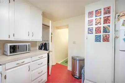 2273 Kincaid St, Eugene, OR 97405 - Photo 25