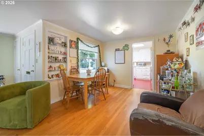 2273 Kincaid St, Eugene, OR 97405 - Photo 11