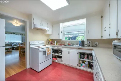 2273 Kincaid St, Eugene, OR 97405 - Photo 23