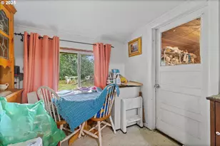 33930 E Hist Columbia River Hwy, Corbett, OR 97019 - Photo 13