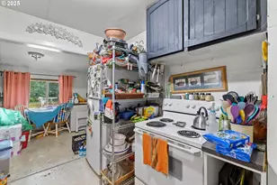 33930 E Hist Columbia River Hwy, Corbett, OR 97019 - Photo 11