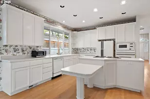 16121 NW Canterwood Way, Portland, OR 97229 - Photo 19