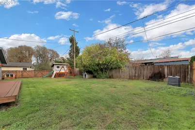 1036 Oak St, Junction City, OR 97448 - Photo 31