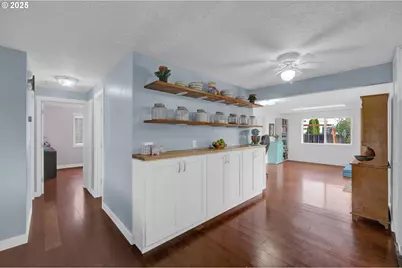 1036 Oak St, Junction City, OR 97448 - Photo 15