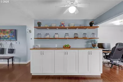 1036 Oak St, Junction City, OR 97448 - Photo 11