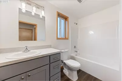 750 St Charles St, Eugene, OR 97402 - Photo 13