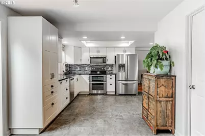 4043 SE Harmony Pl, Camas, WA 98607 - Photo 13