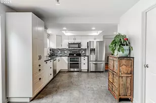 4043 SE Harmony Pl, Camas, WA 98607 - Photo 13