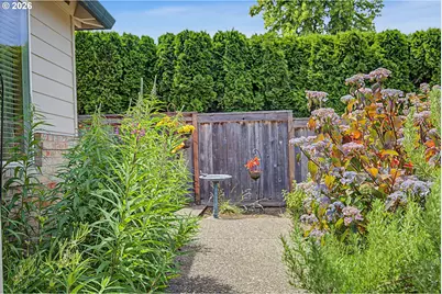 13066 SW Bedford St, Portland, OR 97224 - Photo 5