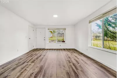 8196 SW Shenandoah Way, Tualatin, OR 97062 - Photo 3