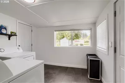 2821 SE 115th Ave, Portland, OR 97266 - Photo 17