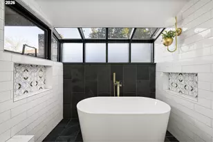 2430 Wilson Dr, Eugene, OR 97405 - Photo 25