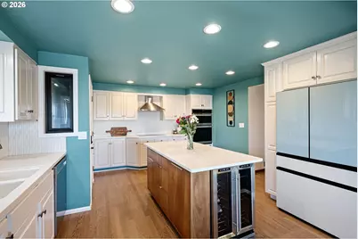 2430 Wilson Dr, Eugene, OR 97405 - Photo 13