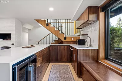 2430 Wilson Dr, Eugene, OR 97405 - Photo 35