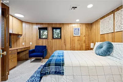 2430 Wilson Dr, Eugene, OR 97405 - Photo 41