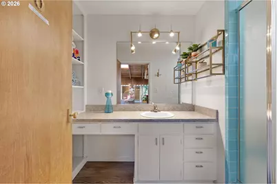 2430 Wilson Dr, Eugene, OR 97405 - Photo 31