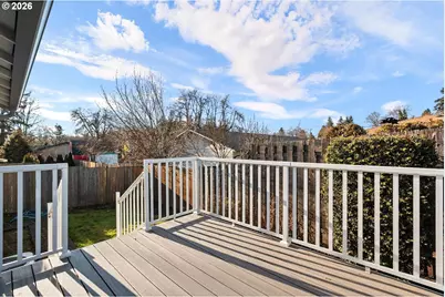 18320 Chris Ct, Gladstone, OR 97027 - Photo 29