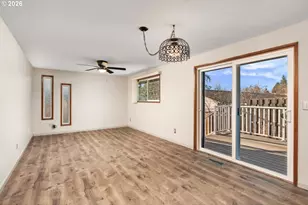 18320 Chris Ct, Gladstone, OR 97027 - Photo 15