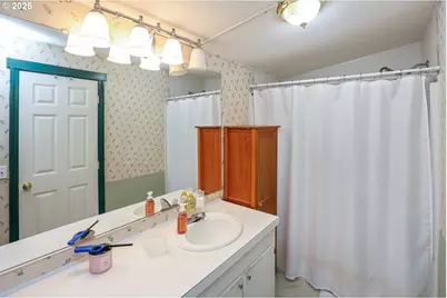 310 Pitney Ln #25, Junction City, OR 97448 - Photo 11