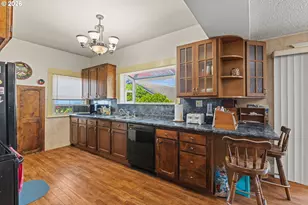 208 7th St, Myrtle Point, OR 97458 - Photo 19
