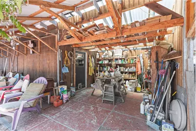 208 7th St, Myrtle Point, OR 97458 - Photo 7