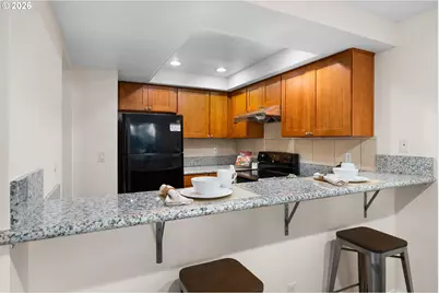 40 Crestfield Ct, Lake Oswego, OR 97035 - Photo 9