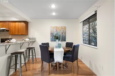 40 Crestfield Ct, Lake Oswego, OR 97035 - Photo 7