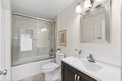 40 Crestfield Ct, Lake Oswego, OR 97035 - Photo 17