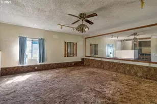 8621 SE Strawberry Ln, Milwaukie, OR 97267 - Photo 19