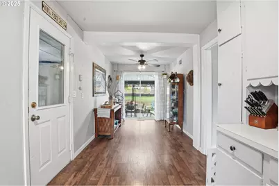 18085 SW Kinnaman Rd, Beaverton, OR 97078 - Photo 17