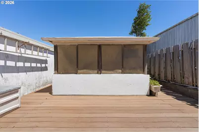 2478 Marion St, North Bend, OR 97459 - Photo 39