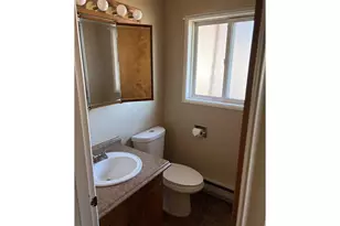 2478 Marion St, North Bend, OR 97459 - Photo 9