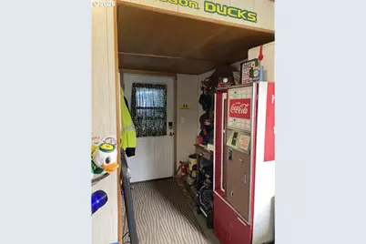 2478 Marion St, North Bend, OR 97459 - Photo 19