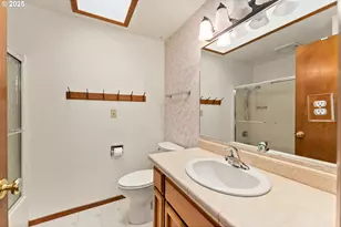 1525 Kendall St, Roseburg, OR 97471 - Photo 25