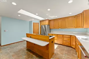 1525 Kendall St, Roseburg, OR 97471 - Photo 11