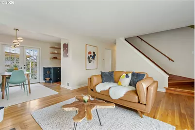 8913 SE Clay St, Portland, OR 97216 - Photo 7