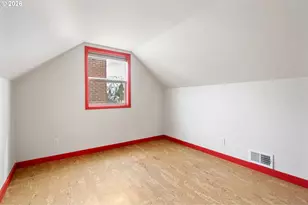 8913 SE Clay St, Portland, OR 97216 - Photo 19