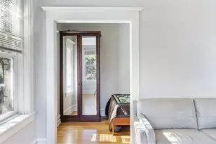 2087 NW Overton St, Portland, OR 97209 - Photo 17